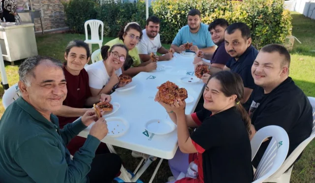 Mersin’de Engelsiz Yaşam Etkinlikleri Lezzetle Şenlendi