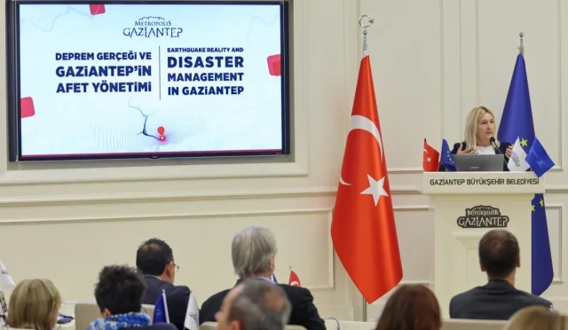 Gaziantep’te “Deprem Gerçeği ve Afet Yönetimi” Toplantısı Düzenlendi Gaziantep’te “Deprem Gerçeği ve Afet Yönetimi” Toplantısı Düzenlendi