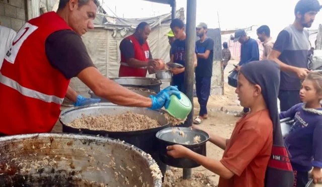 Türk Kızılay, Gazze’de Yardımları Hızlandırdı Türk Kızılay, Gazze’de Yardımları Hızlandırdı