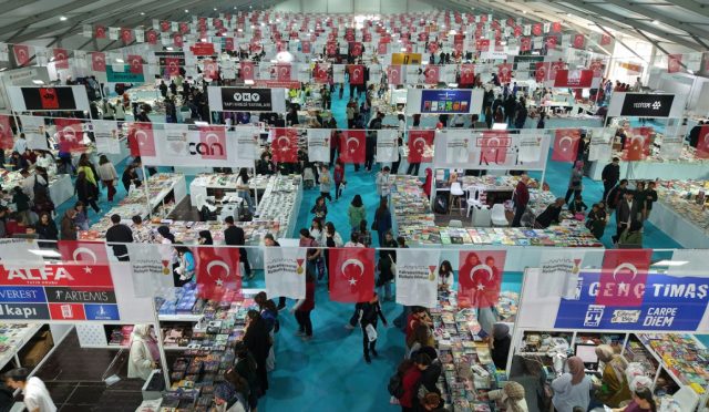 Tam Erişilebilir ve Engelsiz Kitap Fuarı Tam Erişilebilir ve Engelsiz Kitap Fuarı