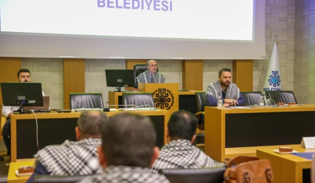 Konya Selçuklu’dan Filistin ve Gazze’ye Tam Destek Konya Selçuklu’dan Filistin ve Gazze’ye Tam Destek