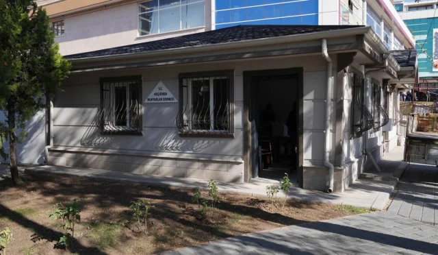 Keçiören’de Muhtarlar Derneği Hizmet Binası Hizmete Girdi Keçiören’de Muhtarlar Derneği Hizmet Binası Hizmete Girdi