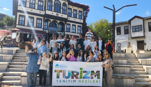 Sakarya Gençleri Şehrin Zenginliklerini Keşfe Çıkıyor Sakarya Gençleri Şehrin Zenginliklerini Keşfe Çıkıyor