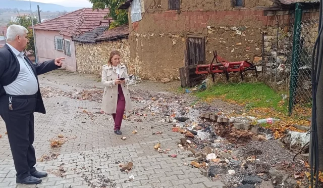 Bilecik Pazaryeri’nde Başkan Tekin’den Yağmur Sonrası Hızlı Müdahale Talimatı