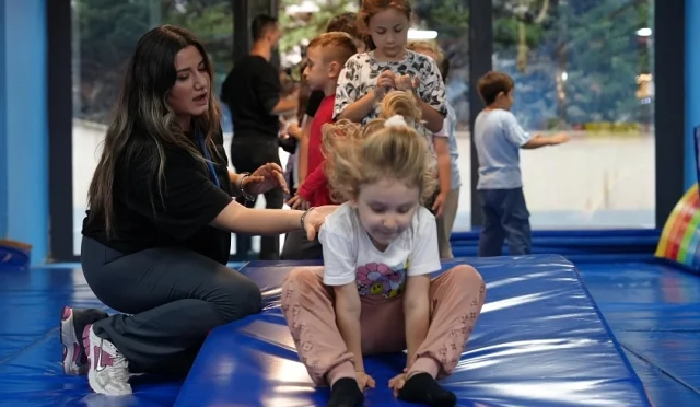 Maltepe’de Çocuklar İçin Ücretsiz Kış Spor Kursları Başladı Maltepe’de Çocuklar İçin Ücretsiz Kış Spor Kursları Başladı