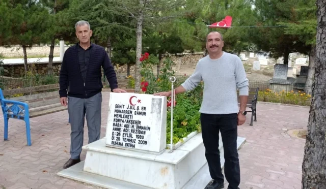 Akşehir’de Şehit Mezarlıkları Yenileniyor Akşehir’de Şehit Mezarlıkları Yenileniyor