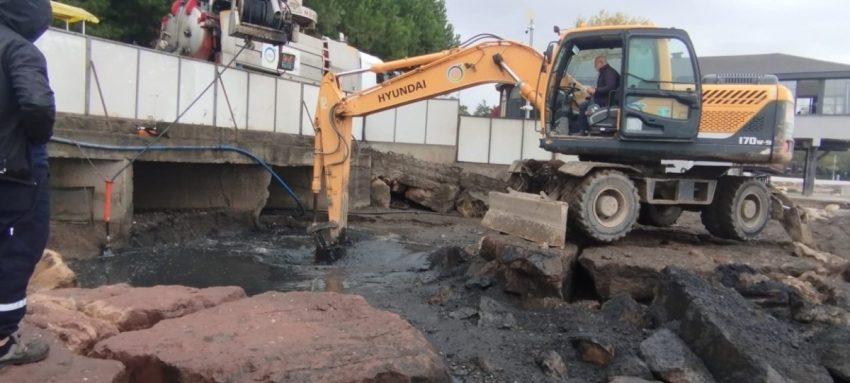 Büyükşehir’den Altyapıda Yoğun Temizlik Seferberliği
