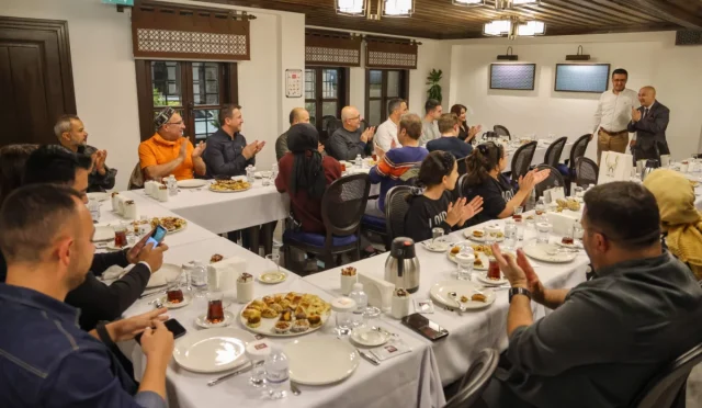 Konya Meram’da Sırçalı Hotel Turizm Rehberlerinden Tam Not Aldı Konya Meram’da Sırçalı Hotel Turizm Rehberlerinden Tam Not Aldı