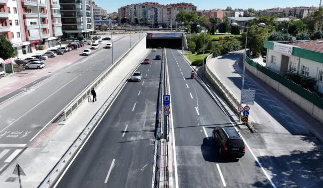Konya Büyükşehir’den Öğrencilere Güvenli Geçiş Desteği Konya Büyükşehir’den Öğrencilere Güvenli Geçiş Desteği