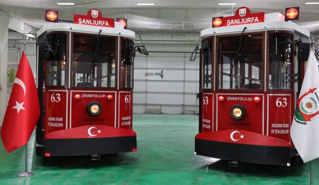 Şanlıurfa’da Divanyolu Yaya Dostu Oluyor, Nostaljik Tramvaylar Geliyor Şanlıurfa’da Divanyolu Yaya Dostu Oluyor, Nostaljik Tramvaylar Geliyor