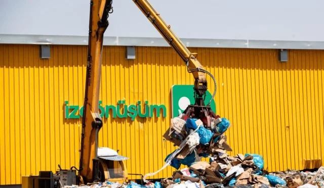 “Dönüşüme Evde Başla” Projesi Mobil Uygulamayla Vatandaşın Cebinde “Dönüşüme Evde Başla” Projesi Mobil Uygulamayla Vatandaşın Cebinde