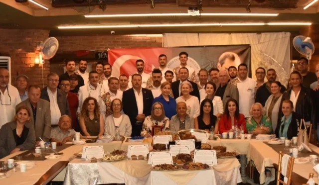 Manisa Dostlar Meclisi’nde Lezzet Dolu Gastronomi Etkinliği Manisa Dostlar Meclisi’nde Lezzet Dolu Gastronomi Etkinliği