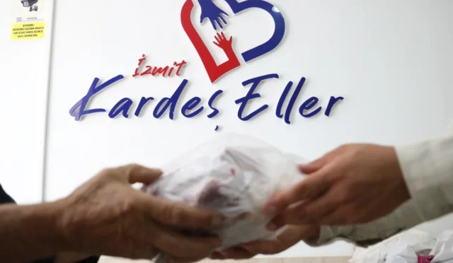 İzmit Belediyesi: Gıda Ürünleri Çöpe Atılmadı