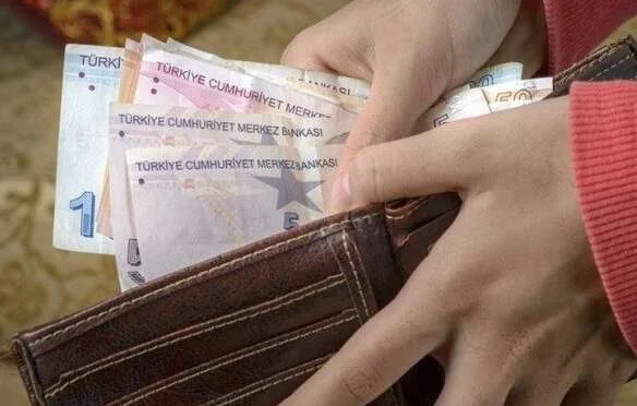 TÜRK-İŞ Verilerine Göre Yoksulluk Sınırı 92 Bin Lirayı Aştı