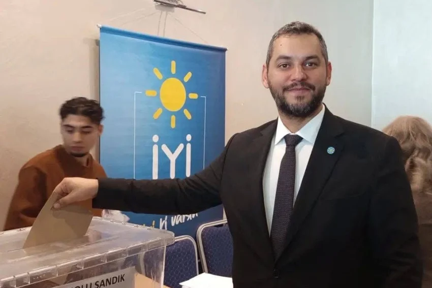 İYİ Parti Edirne Teşkilatında Hakan Şahin Görevini Sürdürecek
